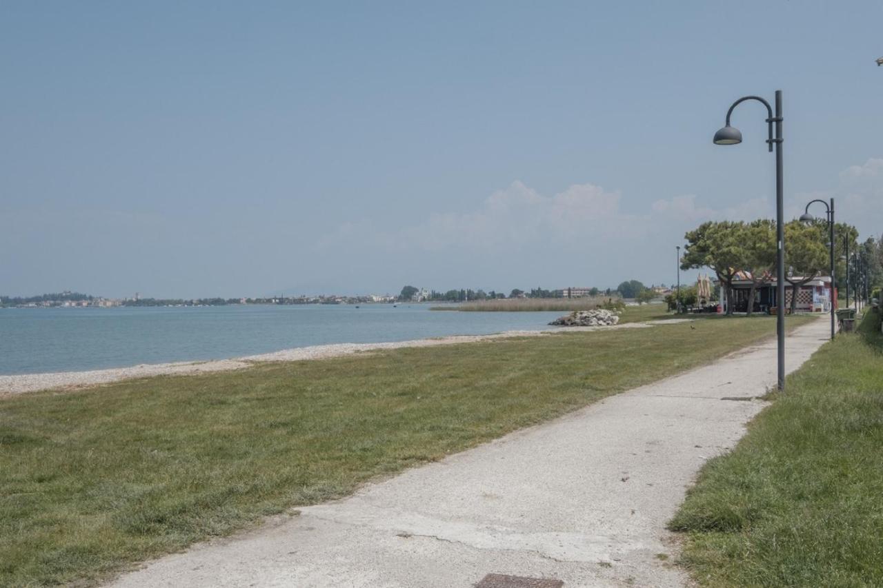 Villetta Daniela - A Due Passi Dalla Spiaggia Sirmione Buitenkant foto